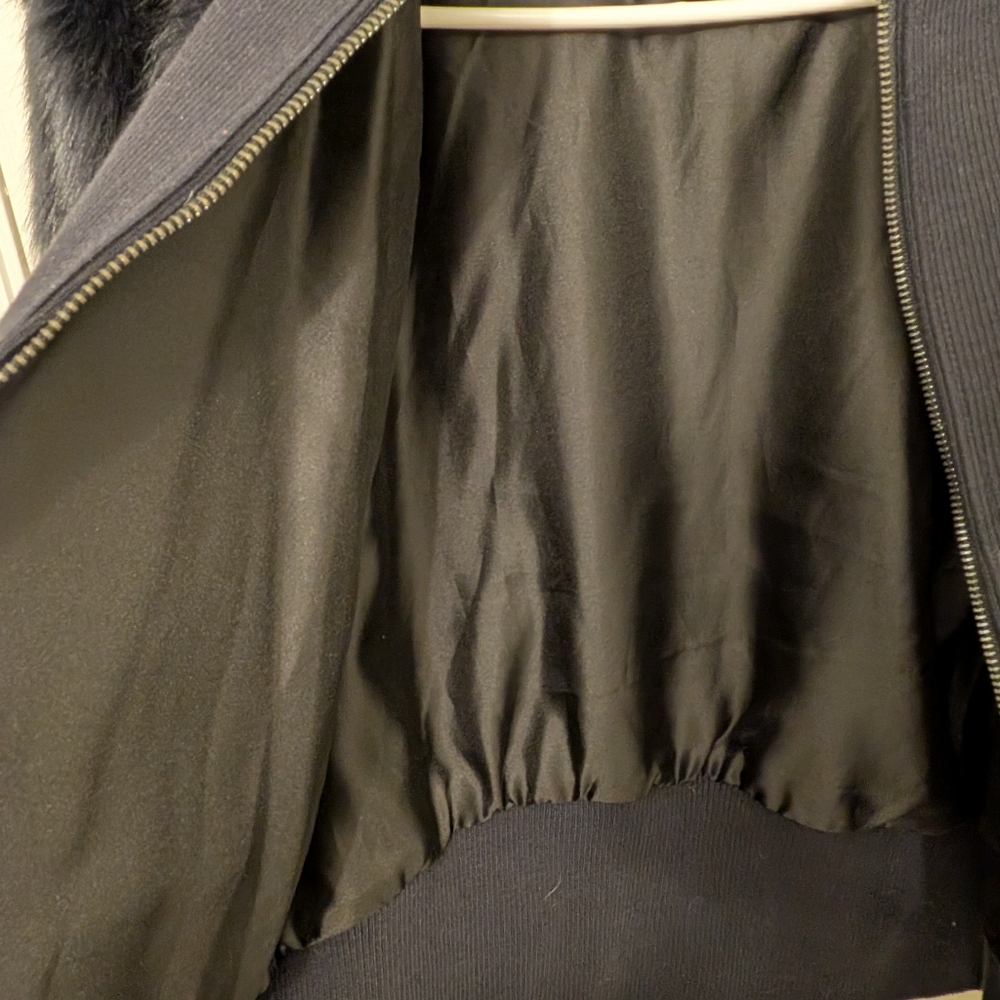 Red Saks Fifth Avenue Faux Fur Hooded Jacket Navy Blue Glam Winter Coat Size 10 - Picture 5 of 5